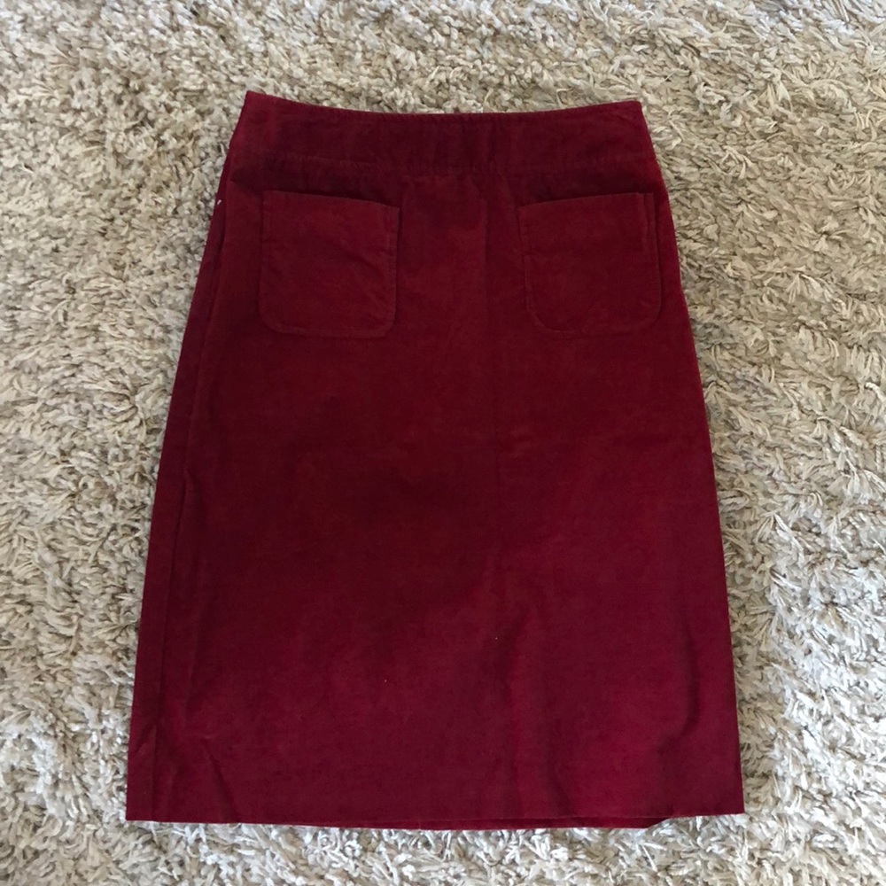 Loft Stretch skirt. Size 2. Excellent condition
